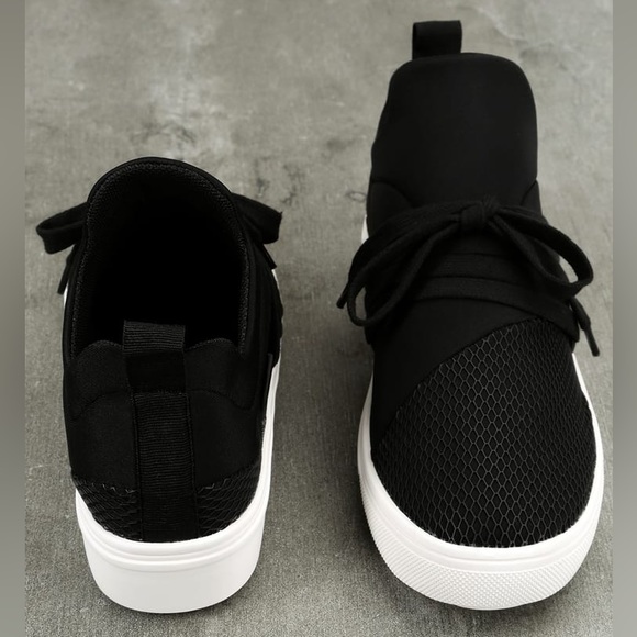 Steve Madden Size 9 Lancer Black Sneakers ~Black & White ~Runners Sneakers shoes - Picture 8 of 16